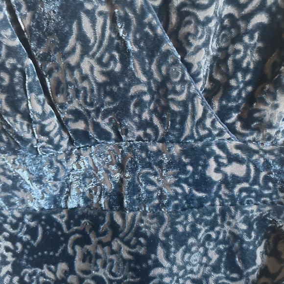 Inc. Crushed Velvet Tank Top Size 8 - Picture 3 of 5